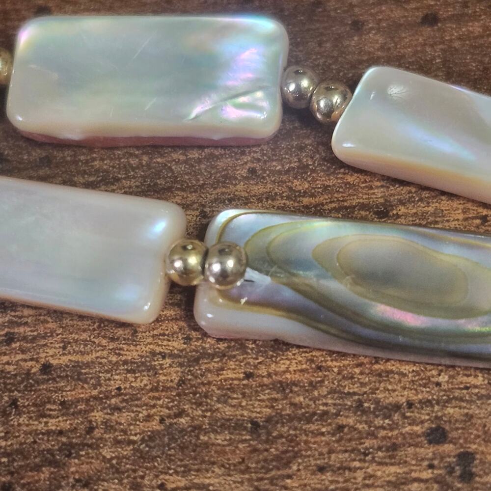 Mother of Pearl Abalone Shell Rectangle Bead Necklace Peach Gold Tone 24 Coastal - Picture 6 of 8